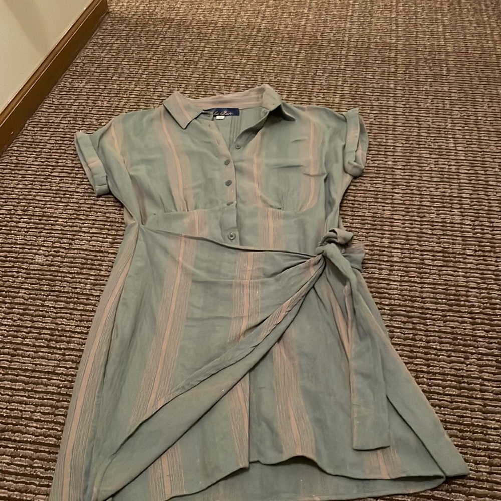 Side tie collard dress